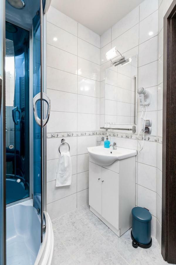 Apartament Gemini Dzierżoniów Exterior foto